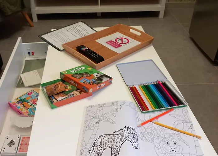 La Cour Fleurie, Confort アパート *